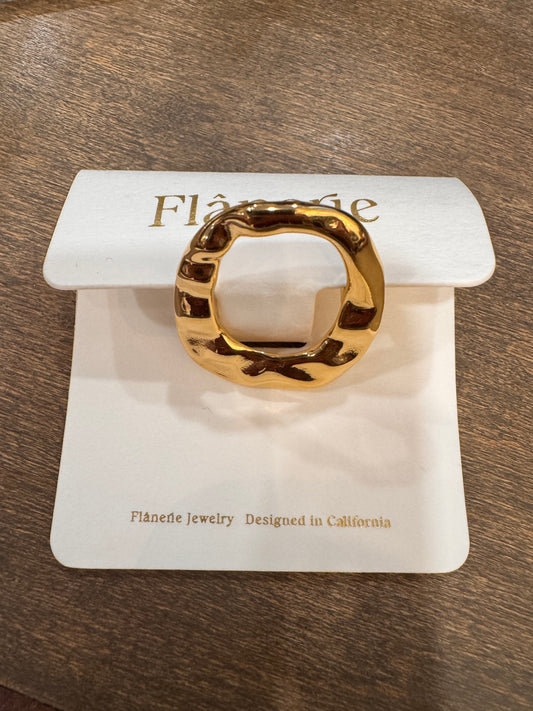 Golden Ripple Ring ✨