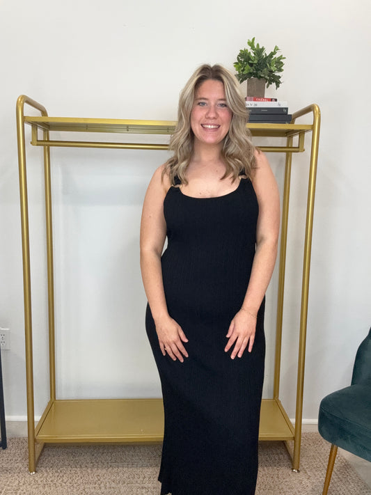 Salina’s Midi Dress Black