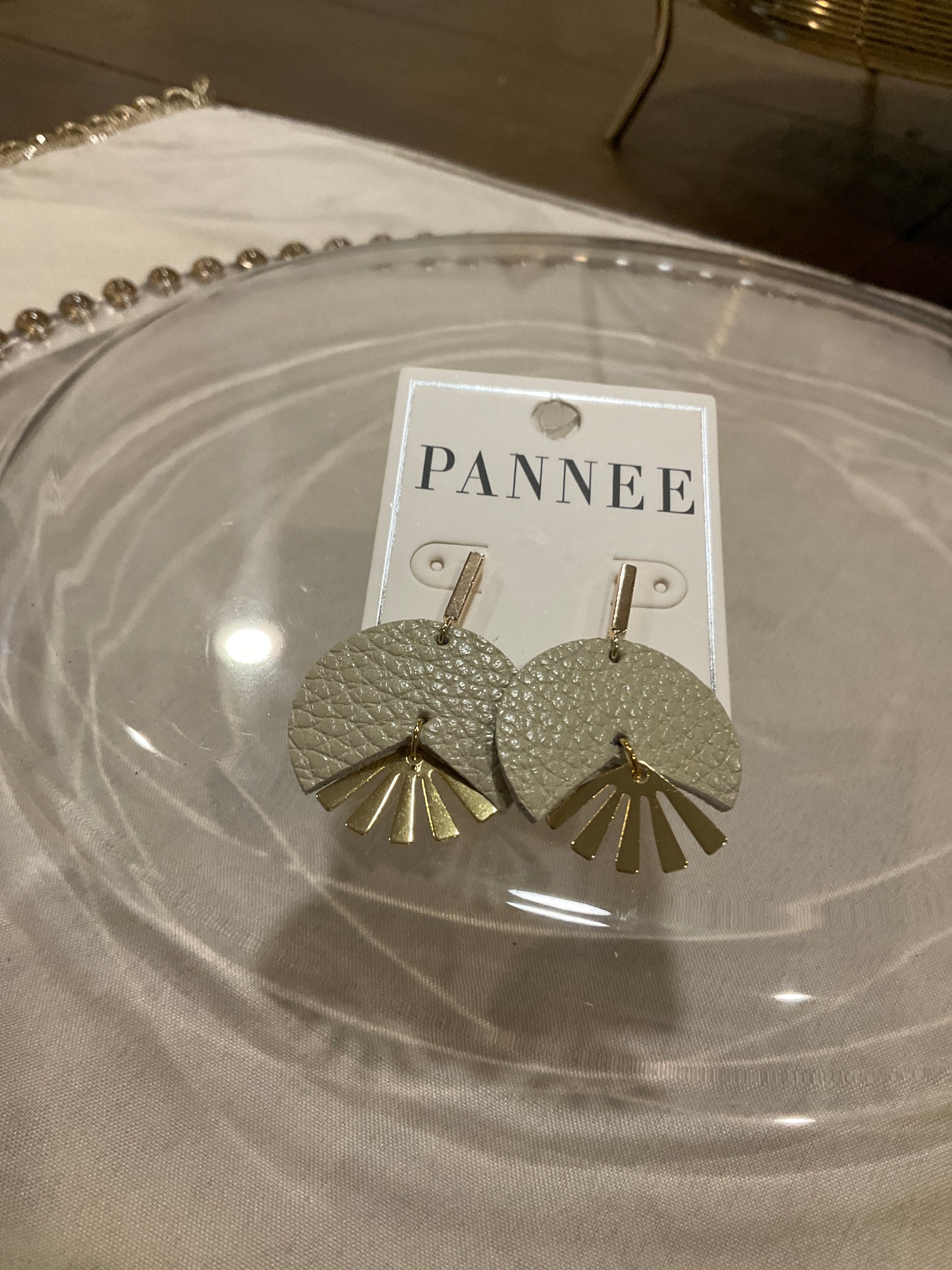 Dangle earring