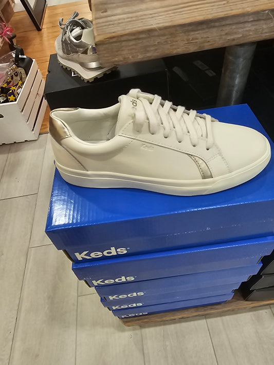 Pursuit Off White Keds
